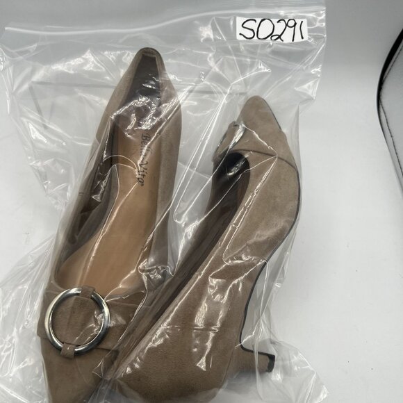 Bella Vita Womens 8 WW Taupe Suede Leather Kitten Heel Pumps Buckle Minimalist - Picture 12 of 12
